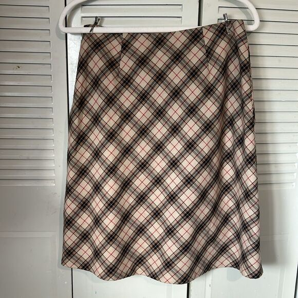 Worthington plaid A-line lined skirt, size 8 P - Picture 4 of 6